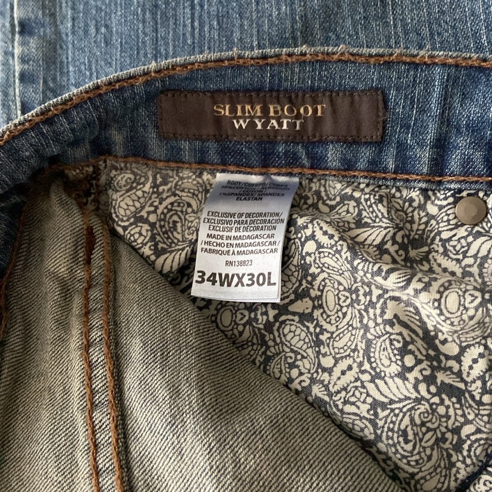 NWOT Cody James NEVER WORN Wyatt Boot Cut jeans, perfect condition